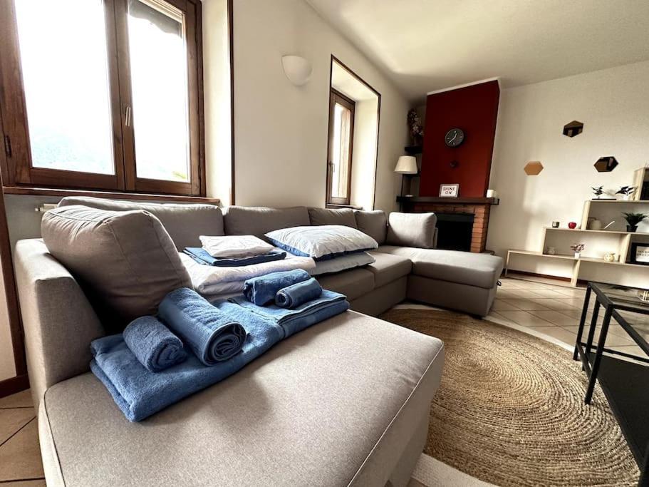 3Br Villetta Con Panoramica Sul Lago Нессо Экстерьер фото