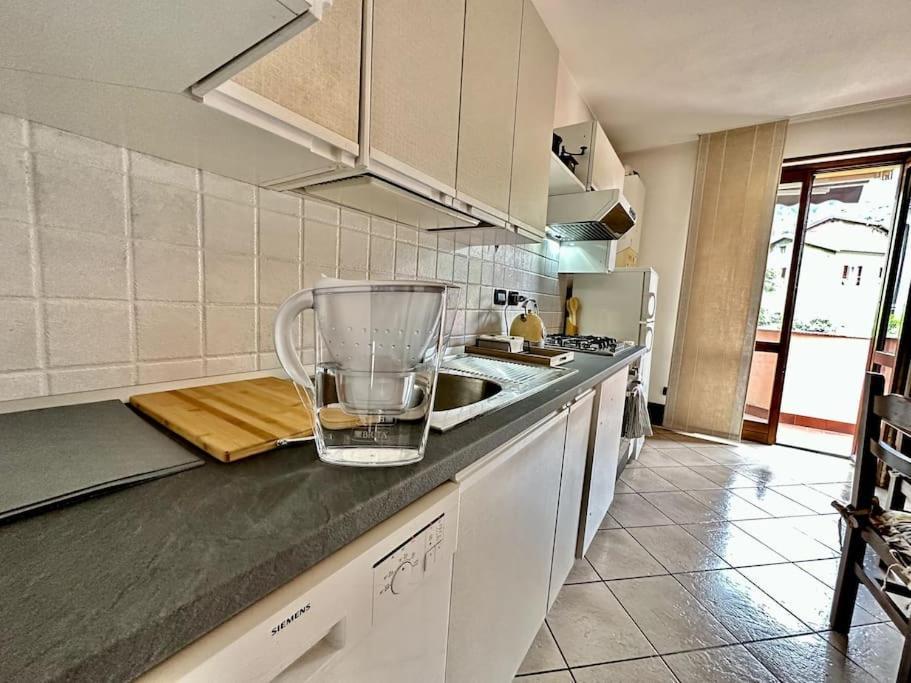 3Br Villetta Con Panoramica Sul Lago Нессо Экстерьер фото