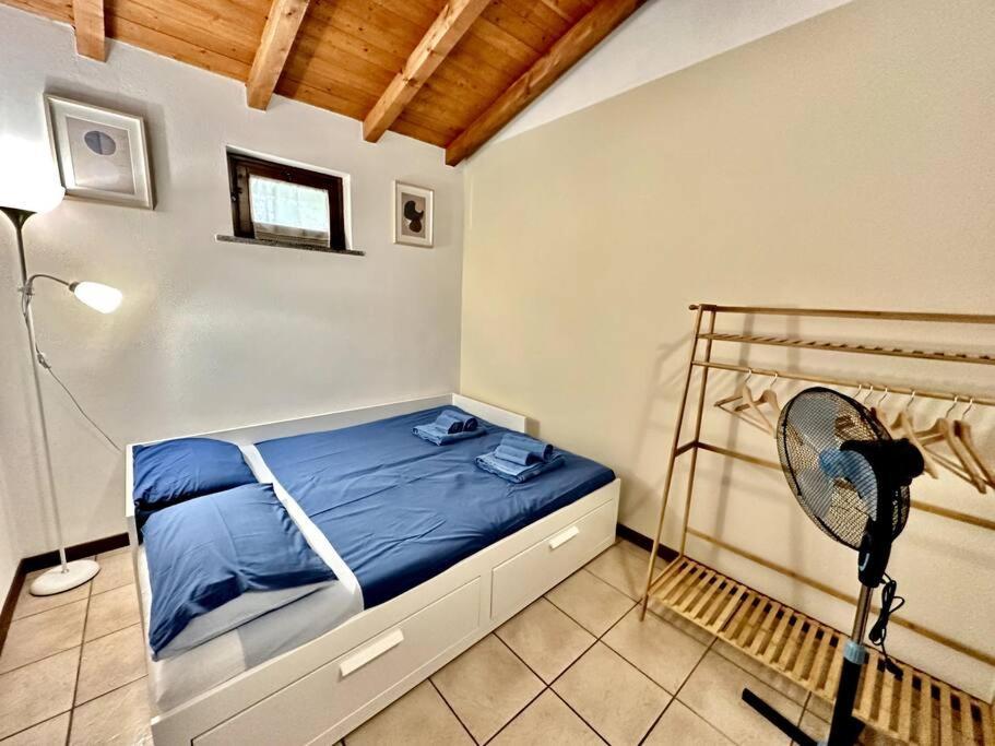 3Br Villetta Con Panoramica Sul Lago Нессо Экстерьер фото
